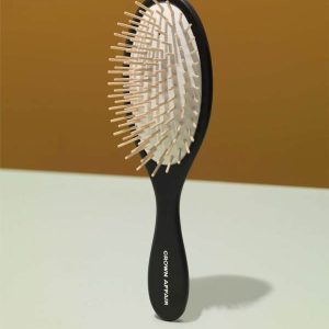 The Brush No. 002